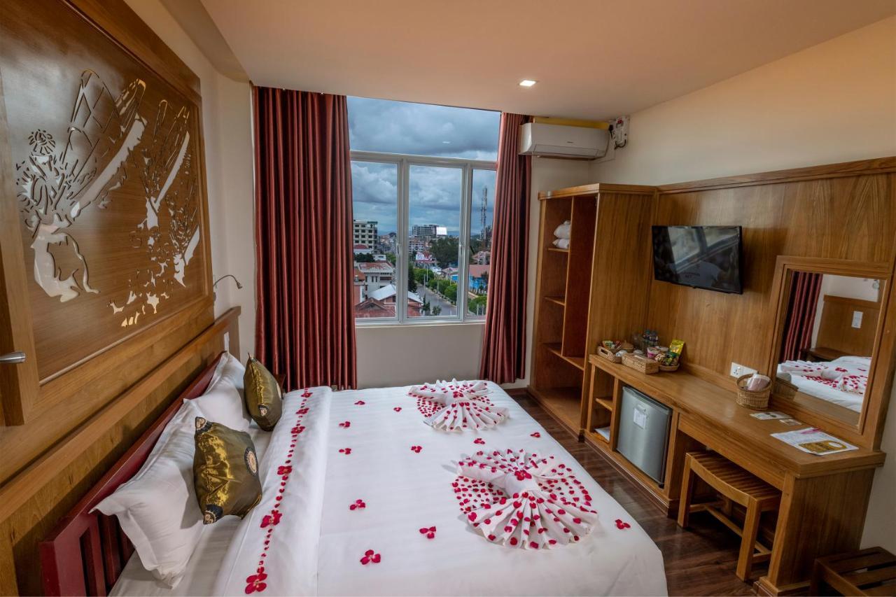 Uct Taunggyi Hotel Esterno foto