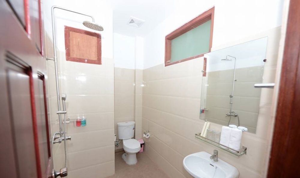 Uct Taunggyi Hotel Esterno foto