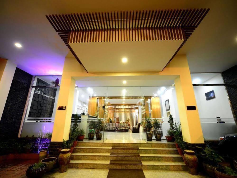 Uct Taunggyi Hotel Esterno foto